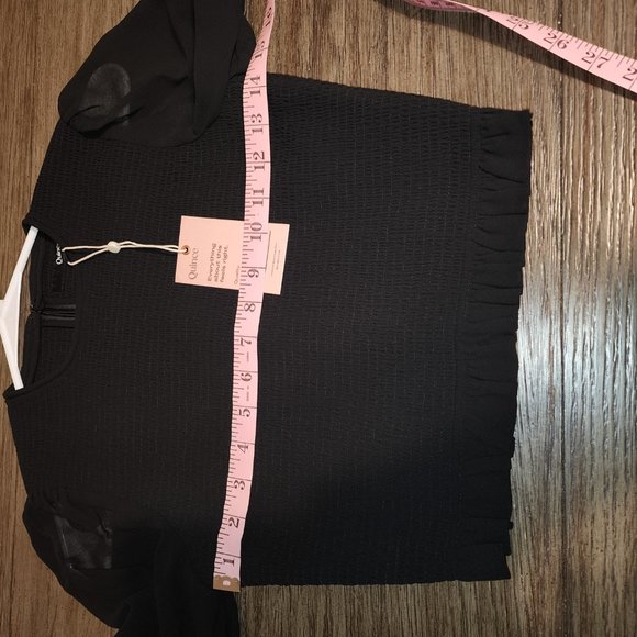 Quince Chiffon Cropped Smocked Blouse NWT Black XS - Picture 4 of 7